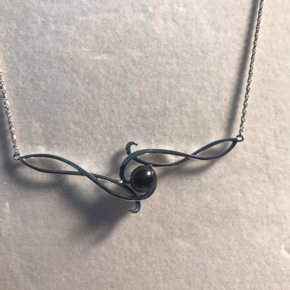 Vantel Pearls Necklaces - Picture 9 of 16